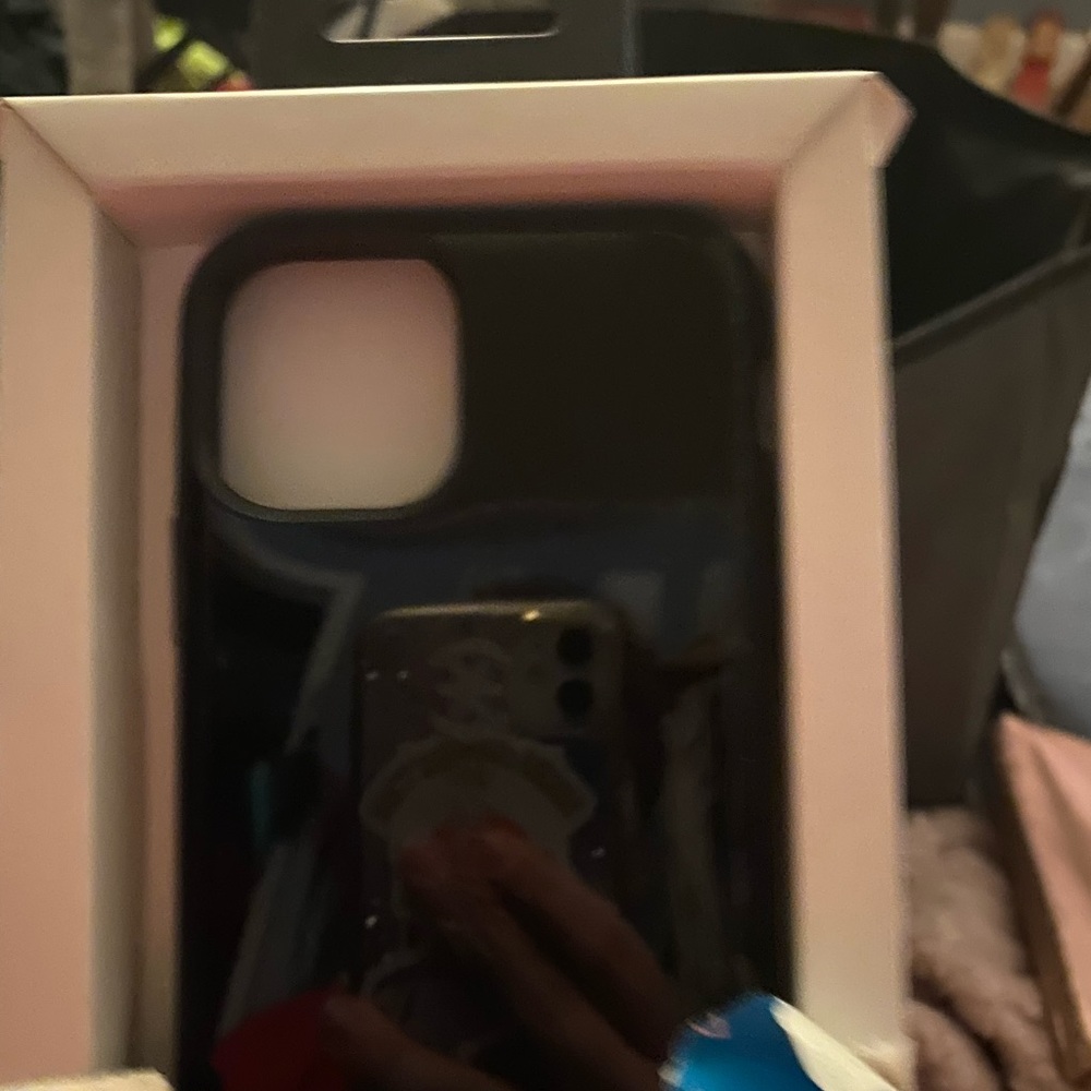 Phone case - Picture 2 of 2